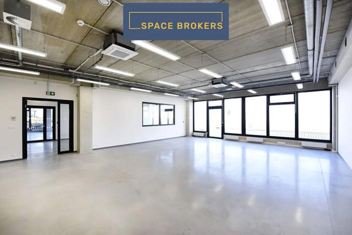 Pronájem kanceláře, Praha - Horní Počernice, K Bílému vrchu, 2000 m2