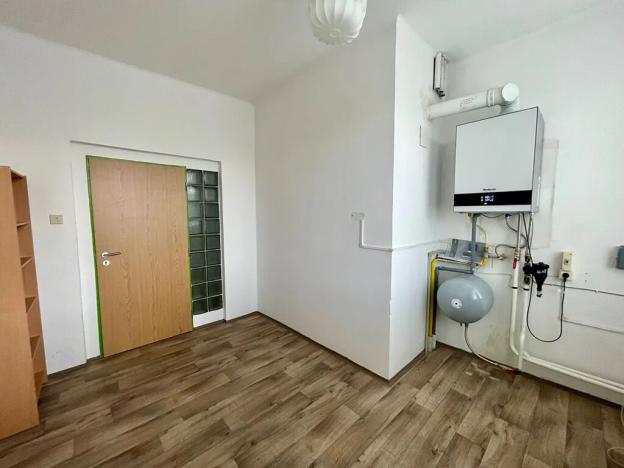 Pronájem kanceláře, Sulejovice, Kaplířova, 76 m2