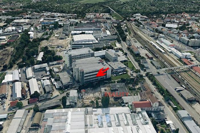 Pronájem výrobních prostor, Znojmo, Průmyslová, 900 m2