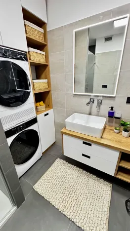 Pronájem bytu 2+kk, Pardubice, Na Třísle, 51 m2