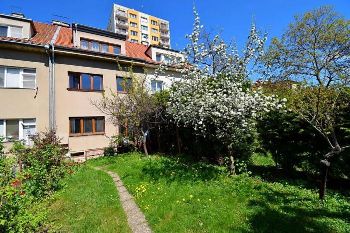 Prodej kanceláře, Praha - Záběhlice, Hlohová, 190 m2