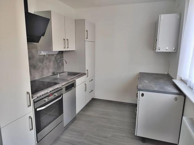 Pronájem bytu 3+1, Jablonec nad Nisou, Mládí, 72 m2