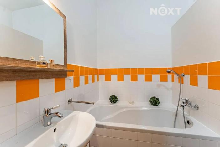 Prodej rodinného domu, Štíty, nám. Míru, 175 m2