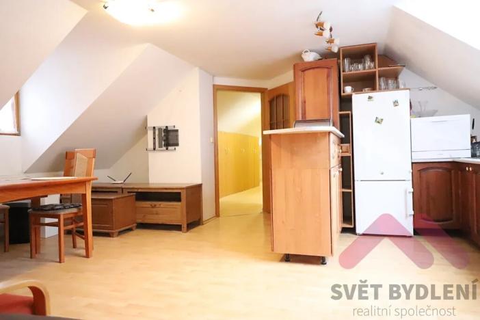 Pronájem bytu 3+kk, Brandýs nad Labem-Stará Boleslav, Masarykovo náměstí, 97 m2