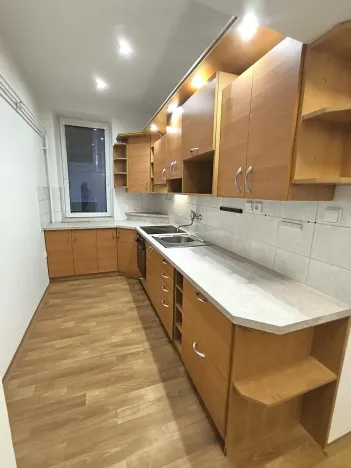 Pronájem bytu 3+1, Nový Bydžov, Třída B. Smetany, 97 m2