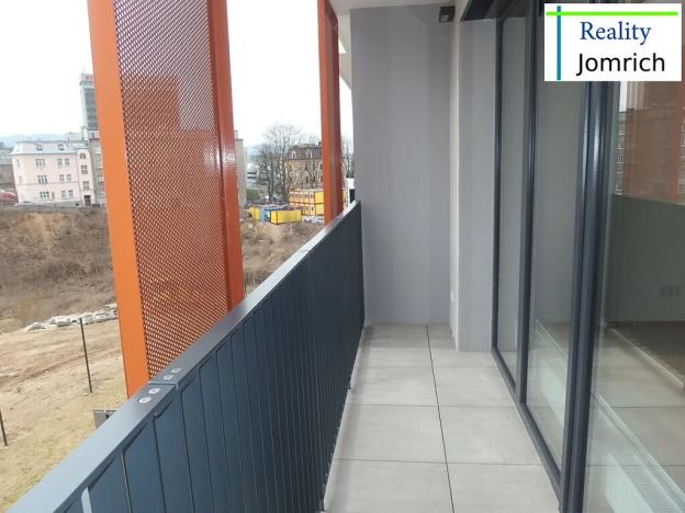 Pronájem bytu 1+kk, Liberec, Na Perštýně, 42 m2