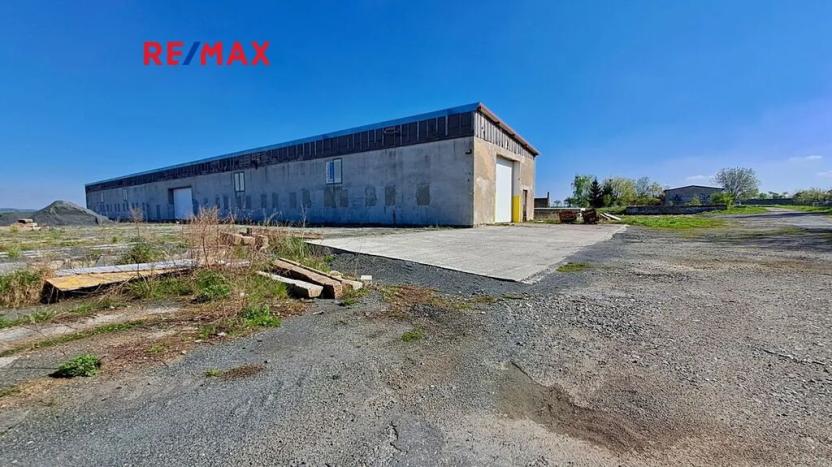 Prodej skladu, Dolní Chvatliny, 3690 m2