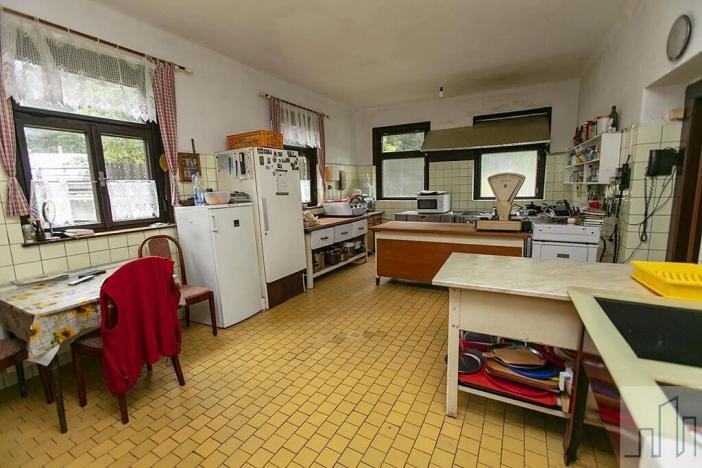 Prodej ubytování, Pec pod Sněžkou, 415 m2