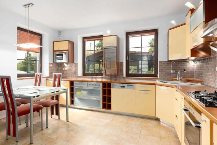 Prodej rodinného domu, Cheb, Tichá, 200 m2