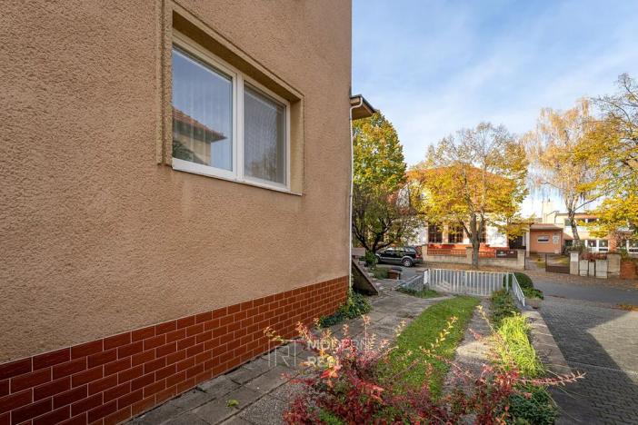 Prodej rodinného domu, Hustopeče, Komenského, 208 m2