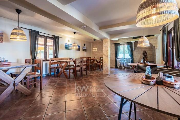 Prodej restaurace, Psáry, Pražská, 110 m2