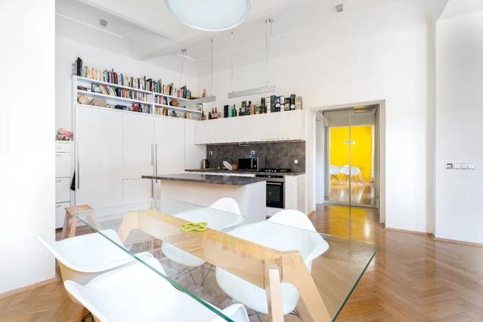 Prodej bytu 2+1, Praha - Nové Město, Soukenická, 78 m2