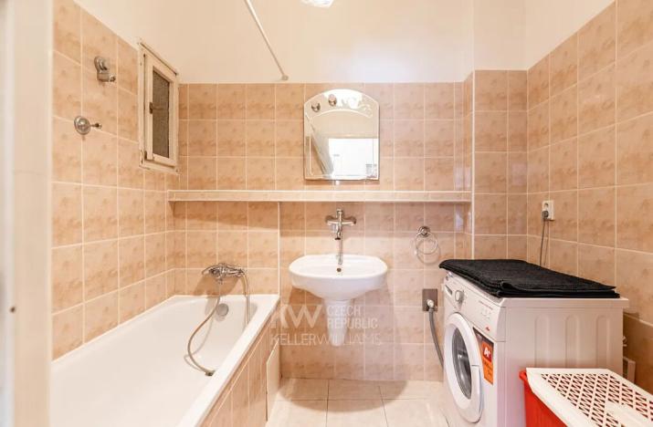 Pronájem bytu 4+kk, Praha - Smíchov, Stroupežnického, 80 m2