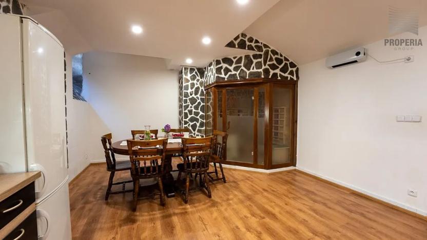 Prodej atypického bytu, Slavkov u Brna, Koláčkovo náměstí, 139 m2