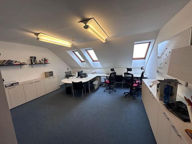 Pronájem kanceláře, Praha - Žižkov, Žerotínova, 31 m2