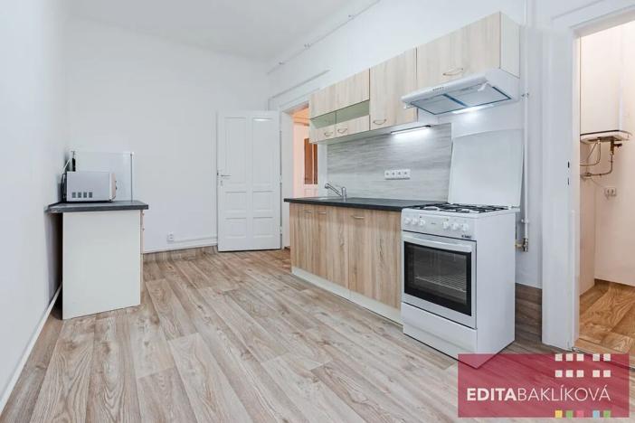 Pronájem bytu 2+1, Přerov, Čechova, 82 m2