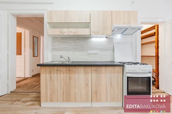 Pronájem bytu 2+1, Přerov, Čechova, 82 m2