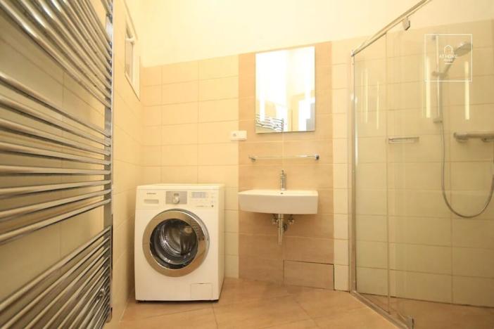 Pronájem bytu 2+1, Praha - Vinohrady, Šmilovského, 71 m2