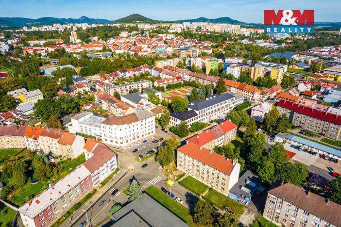 Prodej obchodního prostoru, Česká Lípa, Kozákova, 207 m2