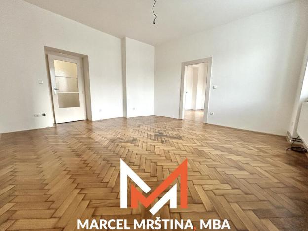 Pronájem bytu 2+1, Náchod, Husovo náměstí, 70 m2