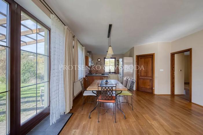 Prodej rodinného domu, Mořina, 239 m2