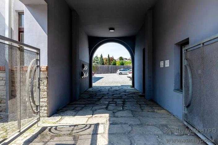 Prodej komerční nemovitosti, Kutná Hora, Štefánikova, 1600 m2