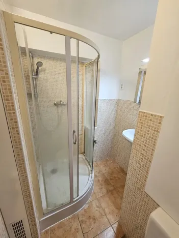 Pronájem bytu 1+kk, Praha - Vokovice, Vokovická, 23 m2