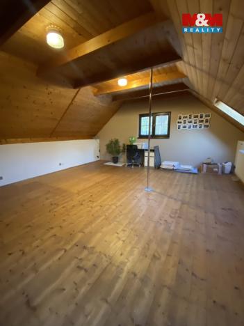 Prodej rodinného domu, Radkovice u Budče, 200 m2