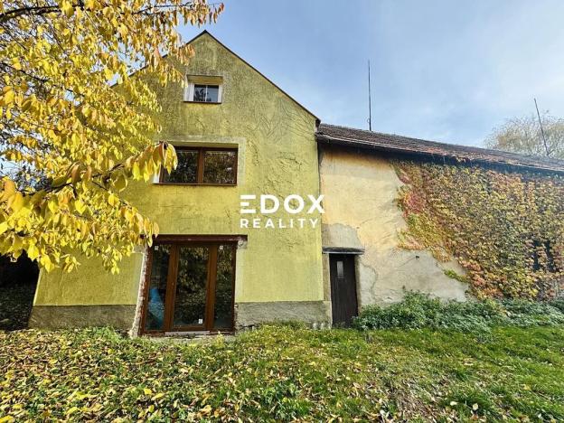 Prodej rodinného domu, Martiněves, 250 m2