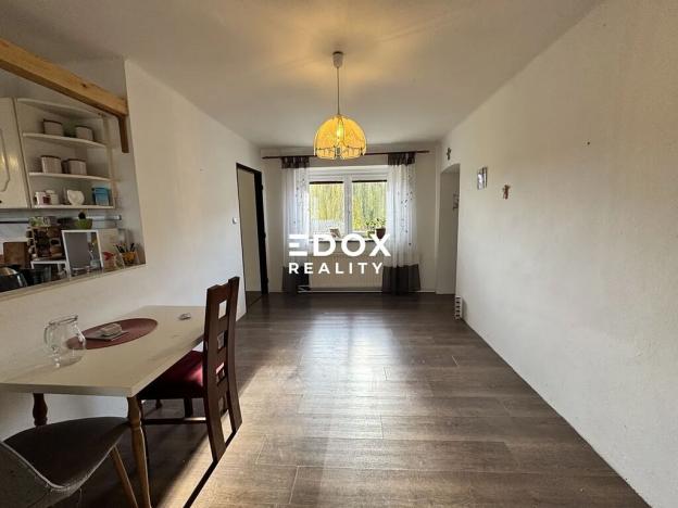 Prodej rodinného domu, Martiněves, 250 m2