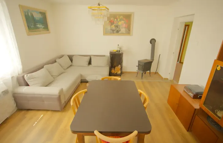 Prodej rodinného domu, Týn nad Vltavou, náměstí Míru, 151 m2