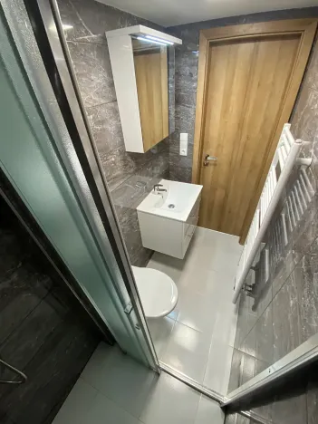 Pronájem bytu 1+kk, Zlín, Štefánikova, 30 m2