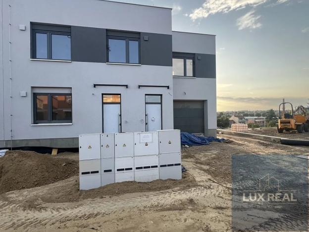 Prodej bytu 4+kk, Šlapanice, 102 m2