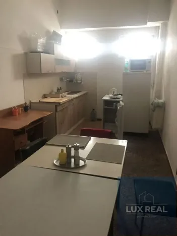 Pronájem kanceláře, Brno, Kaštanová, 15 m2