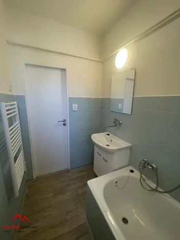 Pronájem bytu 1+1, Ostrava, Newtonova, 41 m2