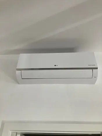 Pronájem bytu 2+kk, Praha - Prosek, Prosecká, 75 m2