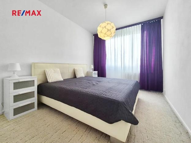 Pronájem bytu 3+1, Praha - Hlubočepy, Lamačova, 63 m2