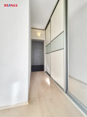 Pronájem bytu 3+1, Praha - Hlubočepy, Lamačova, 63 m2