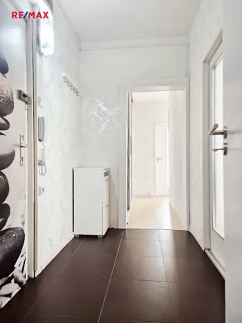 Pronájem bytu 3+1, Praha - Hlubočepy, Lamačova, 63 m2