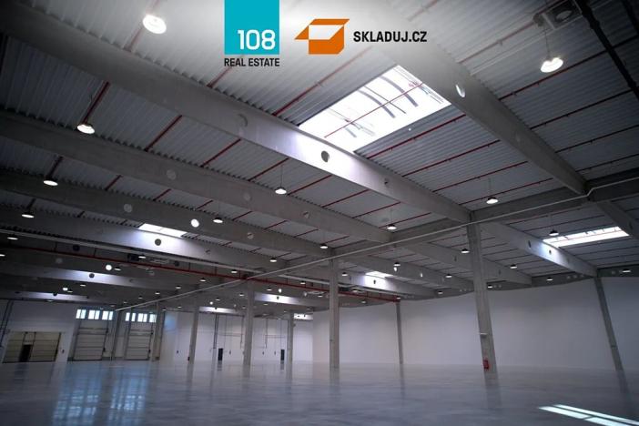 Pronájem skladu, Mikulov, Nádražní, 3000 m2