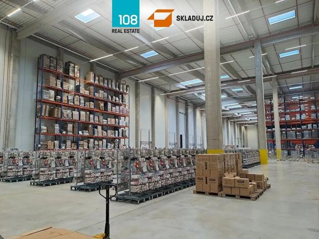 Pronájem skladu, Hradec Králové, Náchodská, 15500 m2