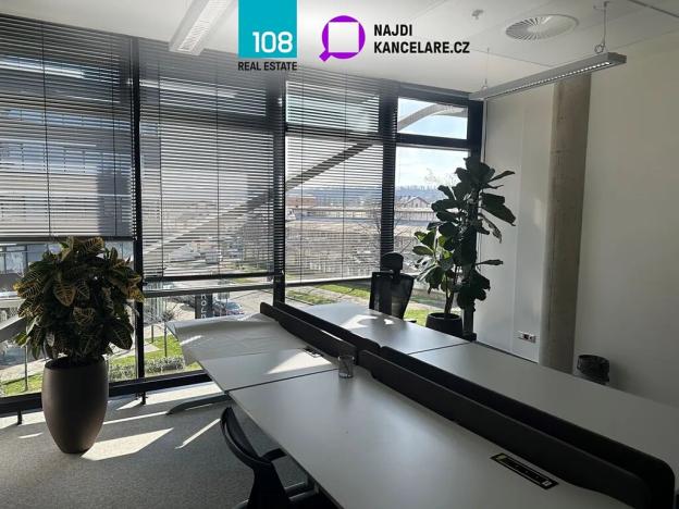 Pronájem kanceláře, Praha - Holešovice, Argentinská, 455 m2