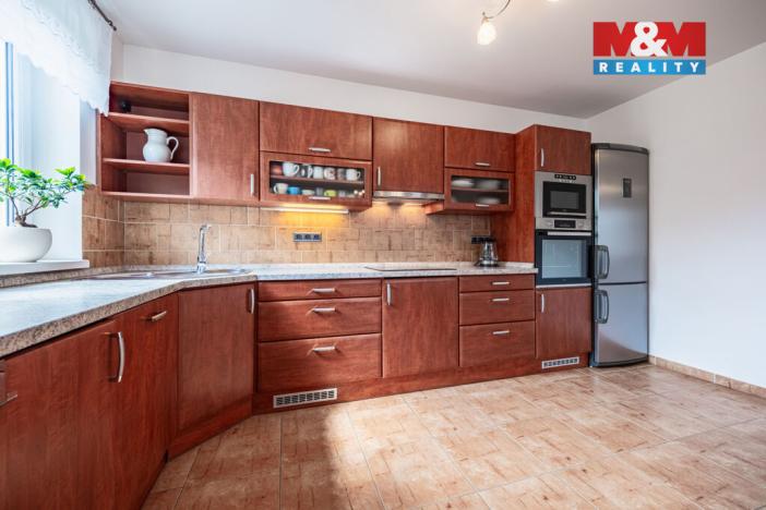 Prodej rodinného domu, Hostomice, Luční, 222 m2