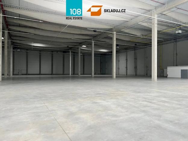Pronájem skladu, Kozomín, 5000 m2