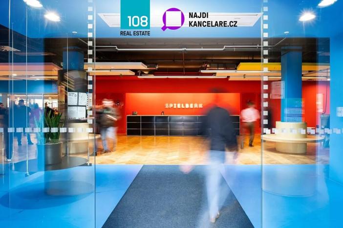Pronájem kanceláře, Brno, Holandská, 872 m2