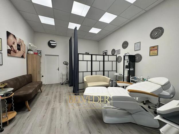 Pronájem obchodního prostoru, Teplice, 28. října, 50 m2