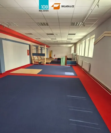 Pronájem skladu, Rožnov pod Radhoštěm, Televizní, 416 m2