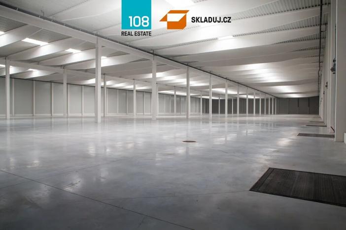 Pronájem skladu, Ostrov, 20000 m2