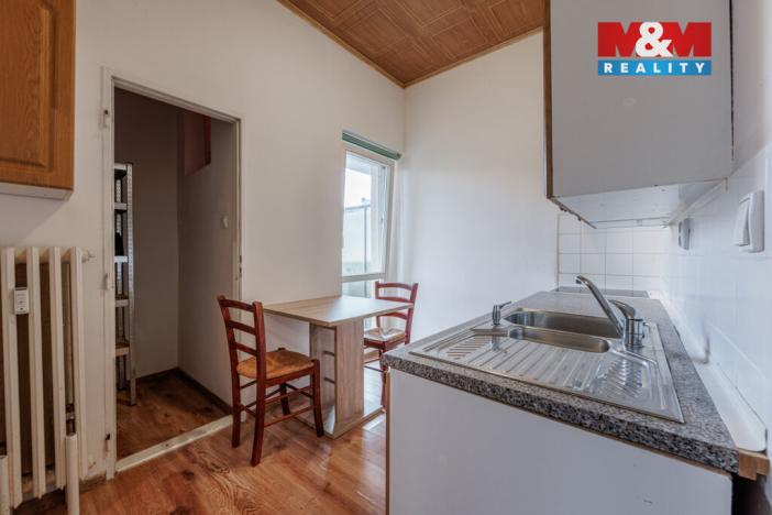 Prodej bytu 1+1, Karlovy Vary, K. Čapka, 36 m2