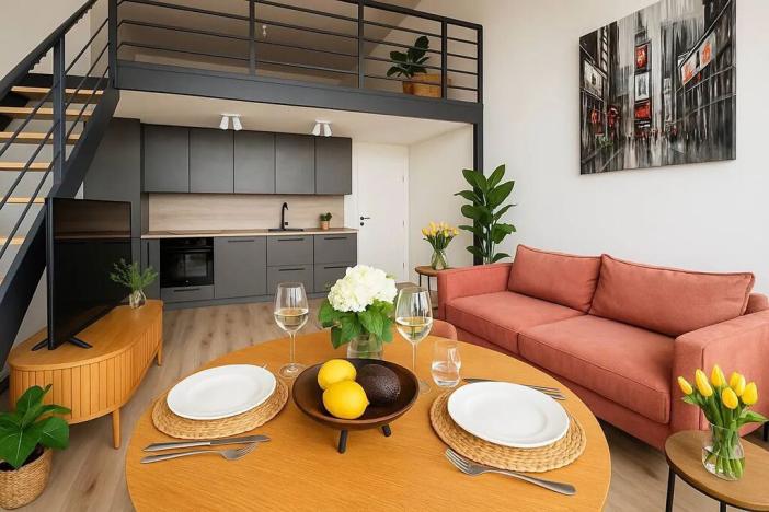 Pronájem bytu 2+kk, Praha - Vršovice, Murmanská, 55 m2